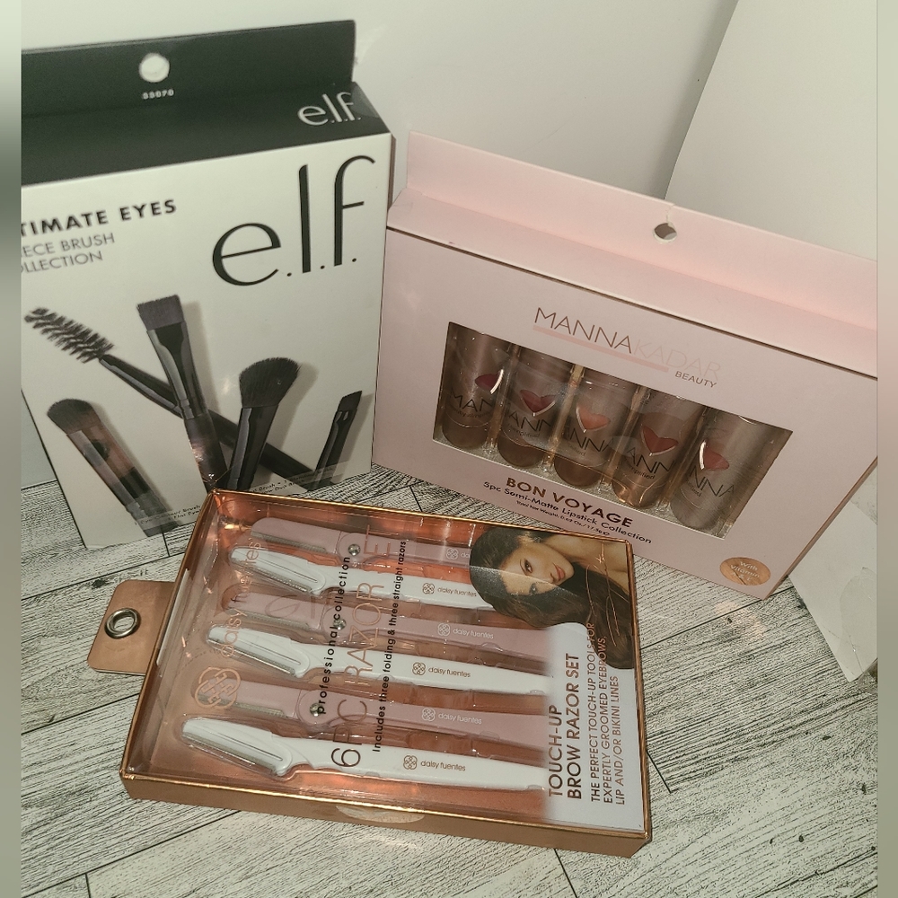 Make up Bunble Lot New Brush Set Lipstick Eyebrow Razors Elf Daisy Fuentes Manna